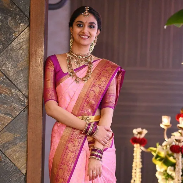 Purple_Embellished_Banarasi_Jacquard_Saree_(Purple)